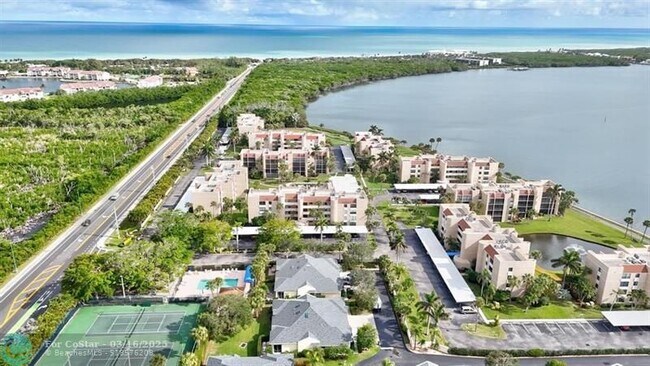 Building Photo - 3412 NE Causeway Blvd