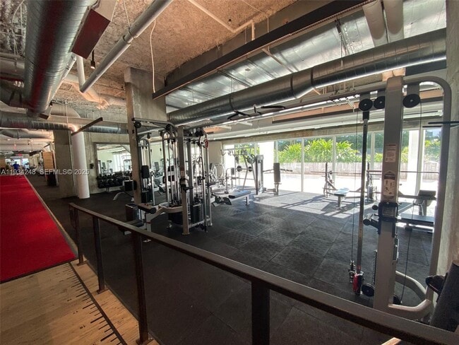 Building Photo - 2301 Collins Ave