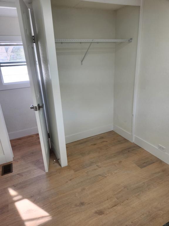 Building Photo - 1510 E 151st Ave