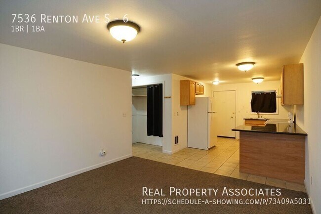 Building Photo - 7536 Renton Ave S