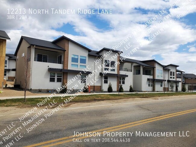 Building Photo - 12213 N Tandem Ridge Ln