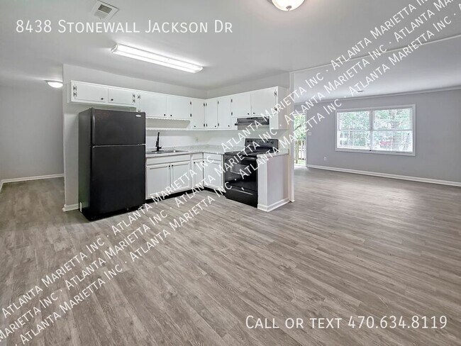 Building Photo - 8438 Stonewall Jackson Dr