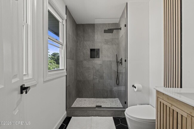 Building Photo - 901 Russo Dr