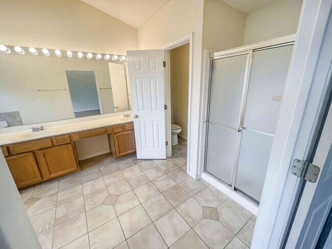 Building Photo - Alpharetta - 3BR - Finished Basement!