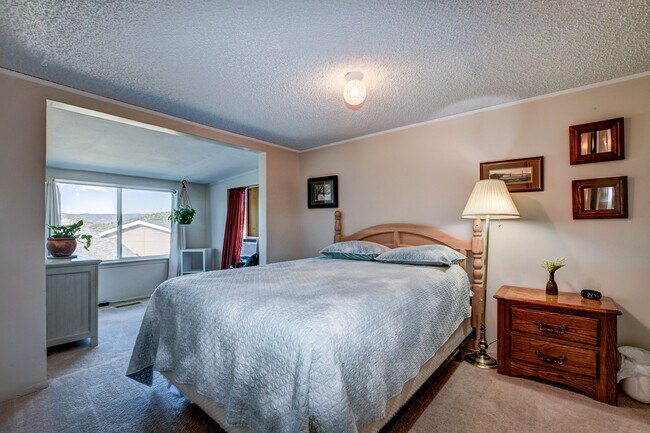 Building Photo - 2477 River Trail Rd