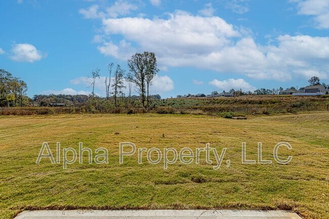 Building Photo - 816 Wolverine Ln