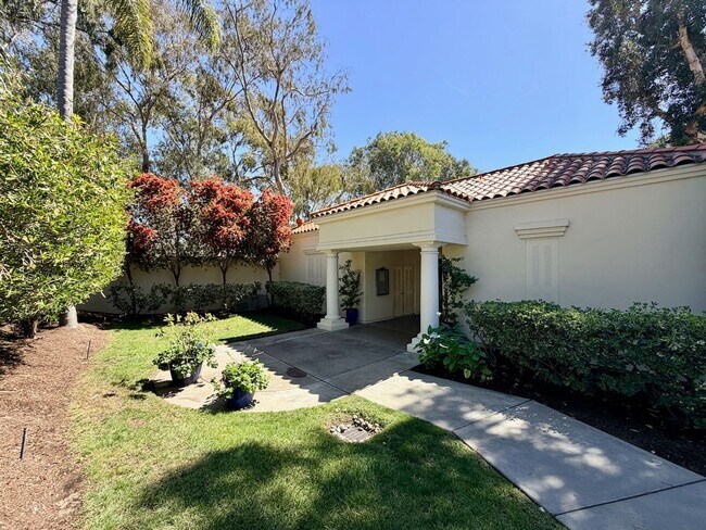 Building Photo - For Rent Available Now - Furnished House 3+BR 2.5Ba in Del Mar, charming furnished home in the hi...
