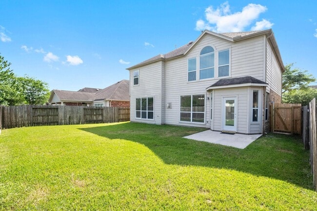 Building Photo - 30218 Legacy Pines Dr