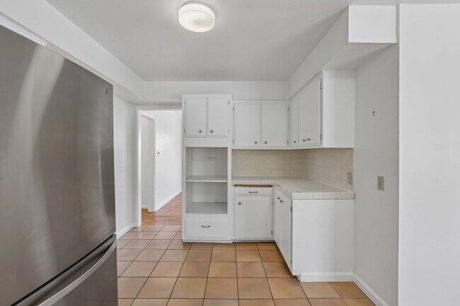 Building Photo - 3Bd/2ba Home w/parking in Santa Monica