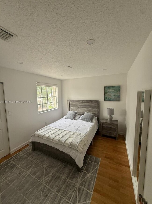 Building Photo - 11186 NW 73rd Terrace