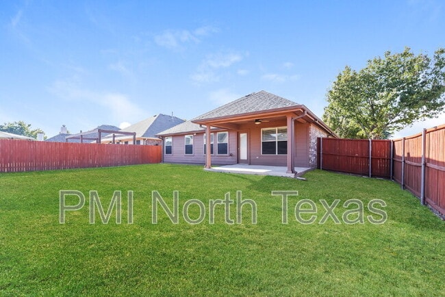 Building Photo - 601 Rising Creek Drive