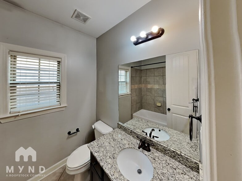 Building Photo - 50 Ridgefield Dr