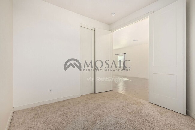 Building Photo - 42281 W Ramirez Dr