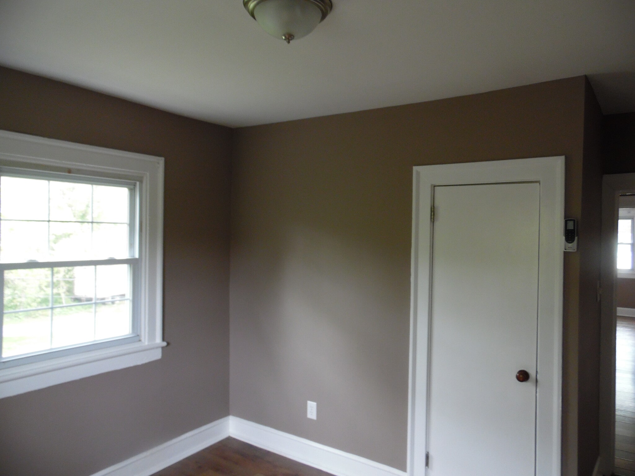 Building Photo - 419 W White Horse Pike