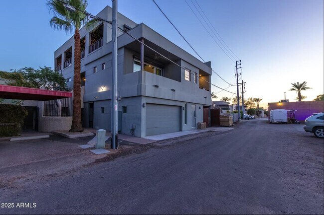 Building Photo - 7020 E 1st Ave