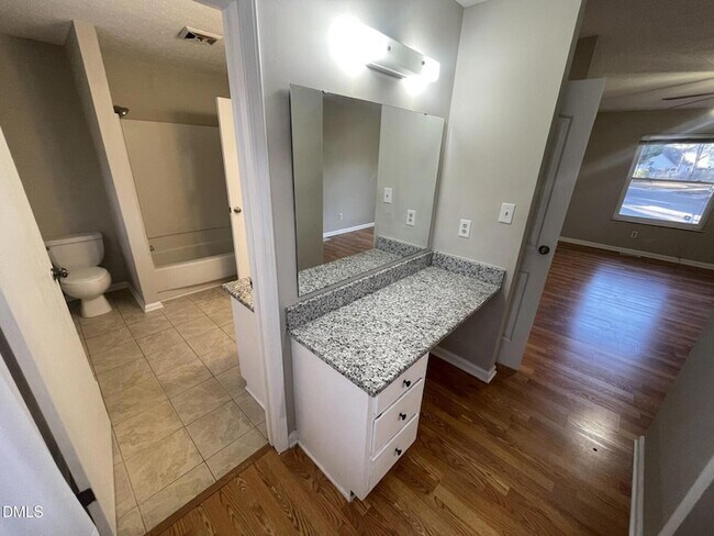 Building Photo - 8920 Taymouth Ct