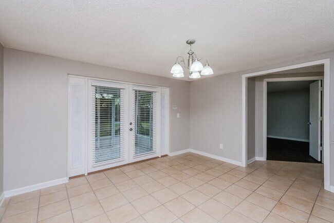 Building Photo - 16023 Eagle River Way