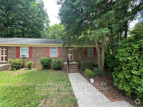 Building Photo - 132 Crest Cir