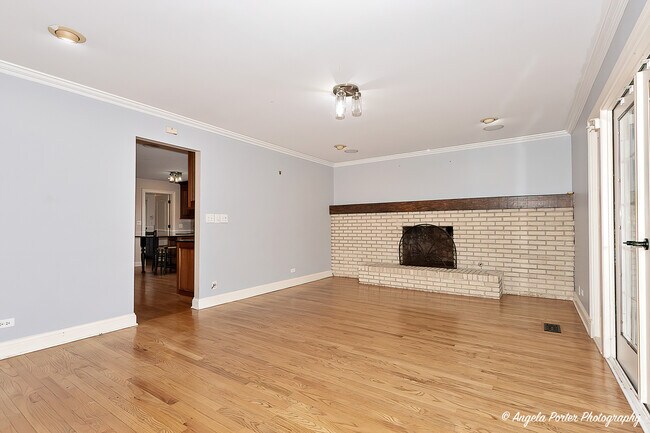 Building Photo - 756 Stonegate Rd