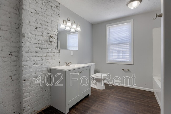 Building Photo - 2233 S 20th St