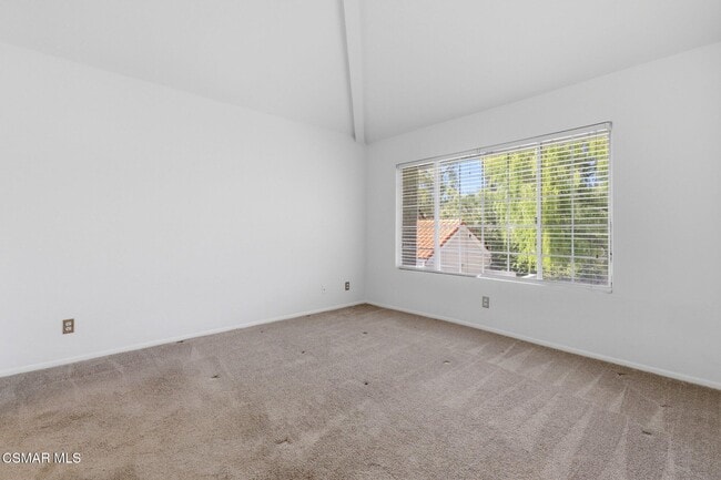 Building Photo - 4240 Lost Hills Rd