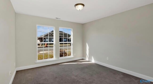 Building Photo - 192 Bremerton Dr SW