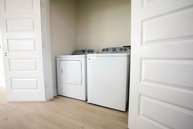 Building Photo - TOUR YOUR NEW HOME TODAY