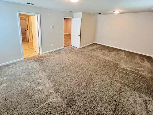 Building Photo - Fantastic 3 BR/2.5 BA Marietta Townhome in...