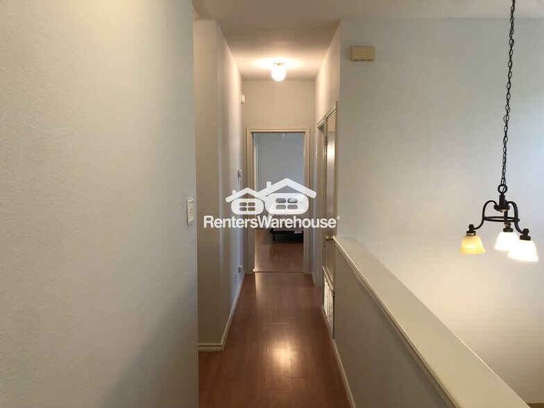 Building Photo - 1603 Azalea Dr