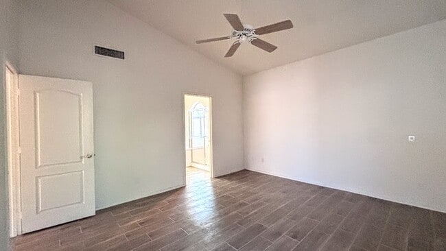 Building Photo - Spacious 4BR 2BA Home w/ Mountain-View Patio • Granite Counters • 2-Car Garage in Tucson