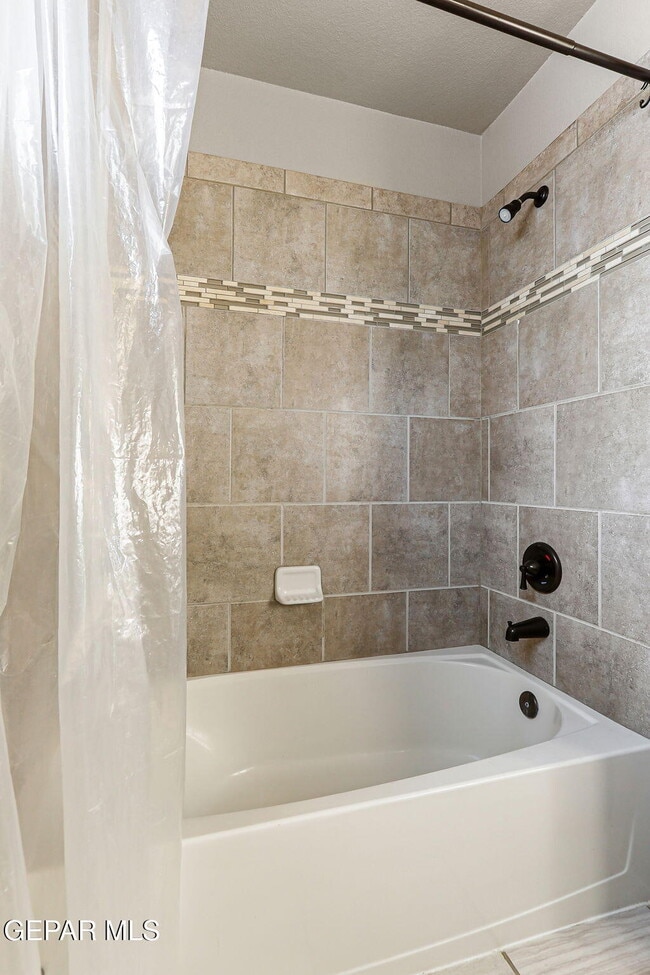 Building Photo - 14933 Jerry Armstrong Ct