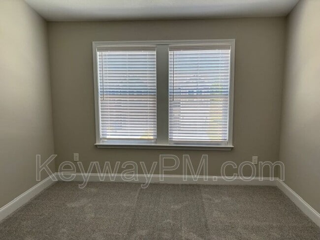 Building Photo - 2099 Denmark Ave SE