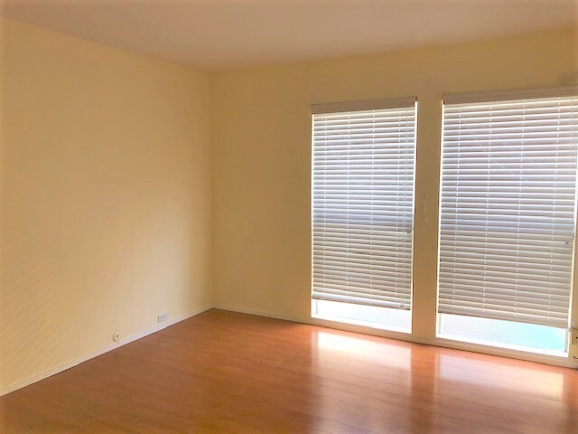 Building Photo - 3815 Harrison St