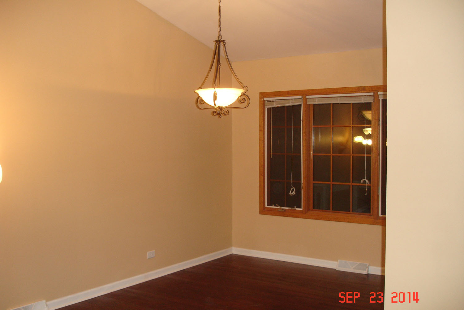 Building Photo - 2424 Highland Cir