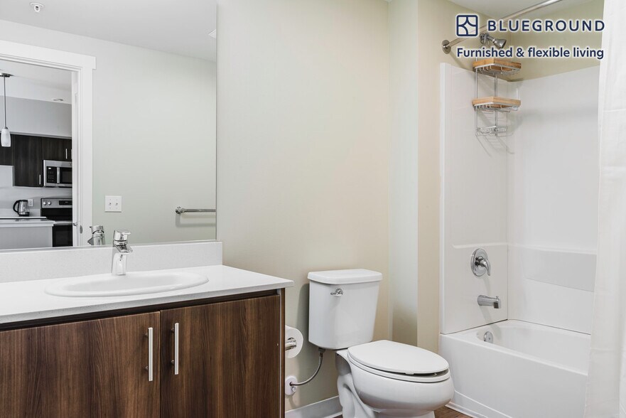 Building Photo - 13403 Newcastle Commons Dr