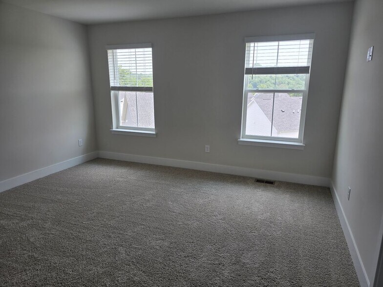 Building Photo - 180 Sioux Lp