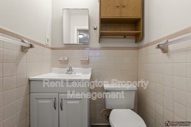 Building Photo - 203 Loch Lomond Dr