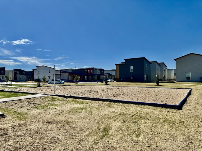 Building Photo - 861 Massachusetts Ave