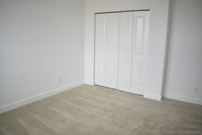 Building Photo - 8865 Kingsmoor Wy