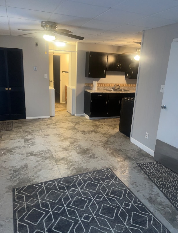 Building Photo - 505 W 53rd Ave