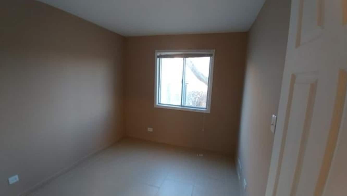 Building Photo - 1733 Queensbury Cir
