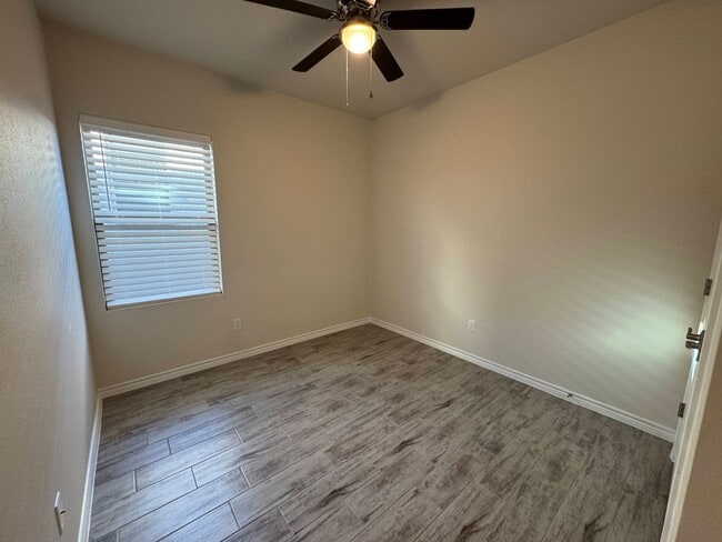 Building Photo - 5108 Rose Petal Ct