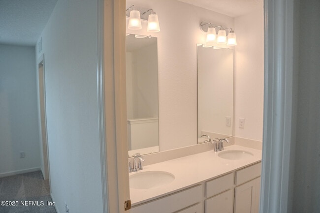 Building Photo - 2221 Windward Cay Ln