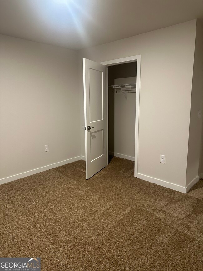 Building Photo - 4818 Station Ln