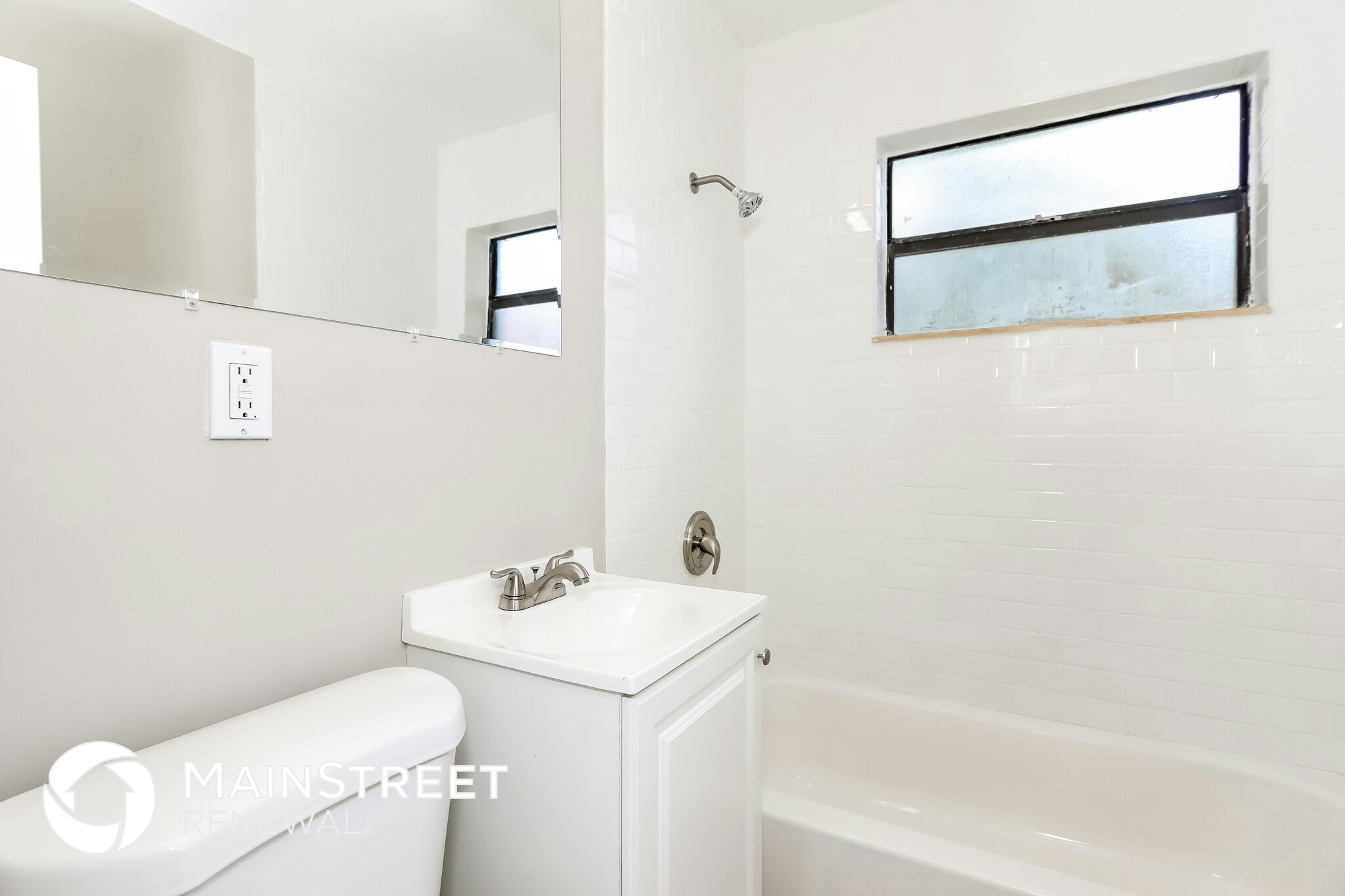 Building Photo - 1367 NE 27th St