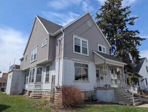 Building Photo - 541 Mt Vernon St