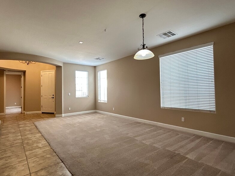 Living Room - 300 W Wisteria Pl
