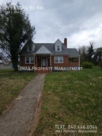 Building Photo - 2731 Cove Rd