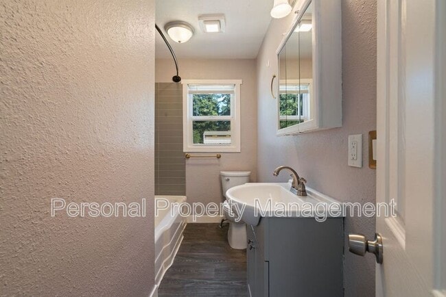 Building Photo - 2311 Neals Ln