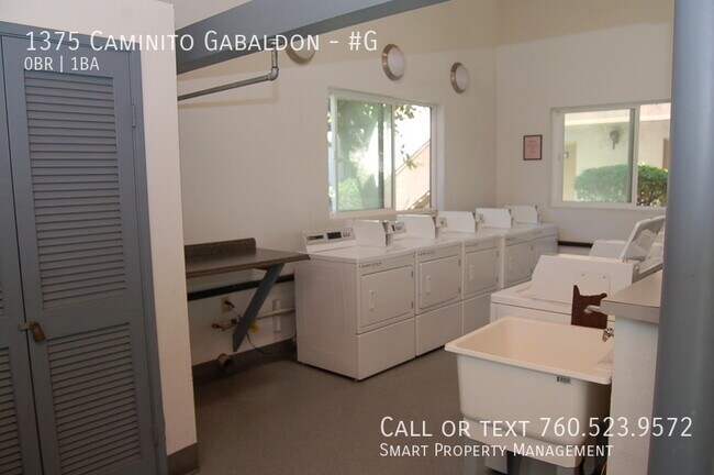 Building Photo - 1375 Caminito Gabaldon